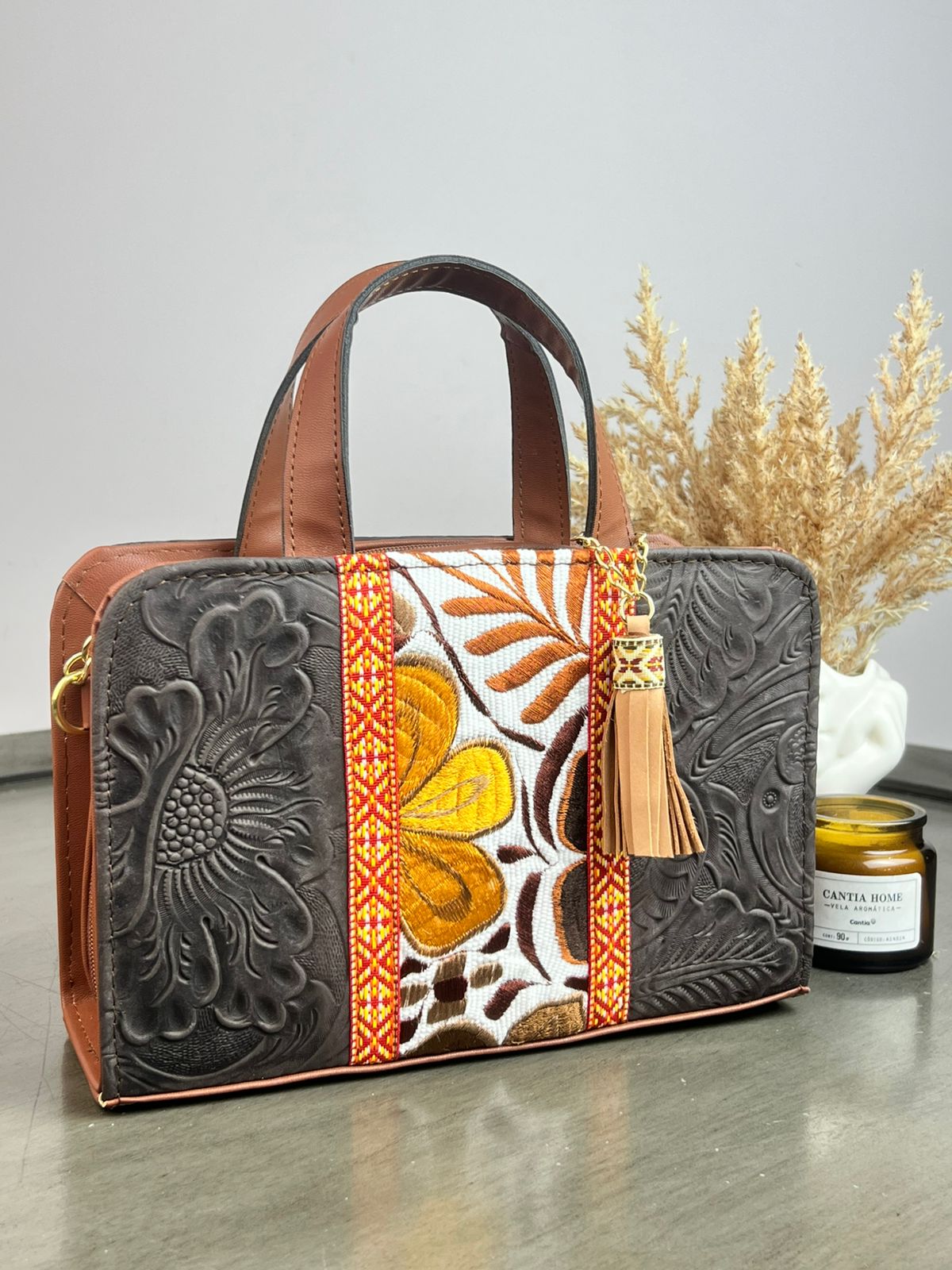 CROSSBODY DOBLE CARA FLORES FRANJA BORDADO F BLANCO/FERRERO SECO