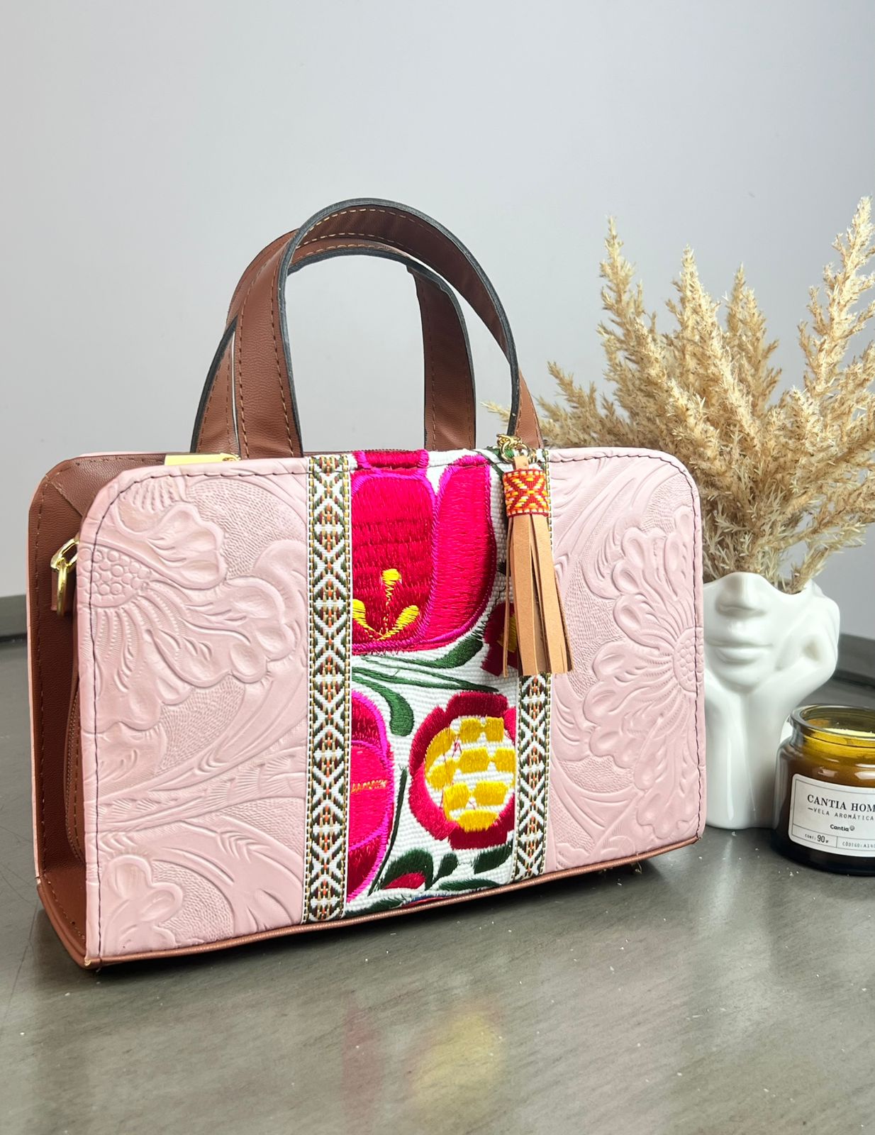 CROSSBODY DOBLE CARA FLORES FRANJA BORDADO F BLANCO/ROSA SUAVE