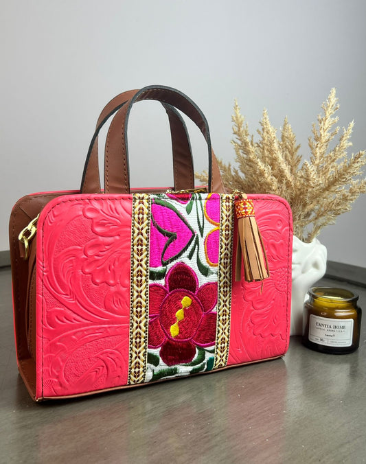 CROSSBODY DOBLE CARA FLORES FRANJA BORDADO F BLANCO/CORAL INTENSO