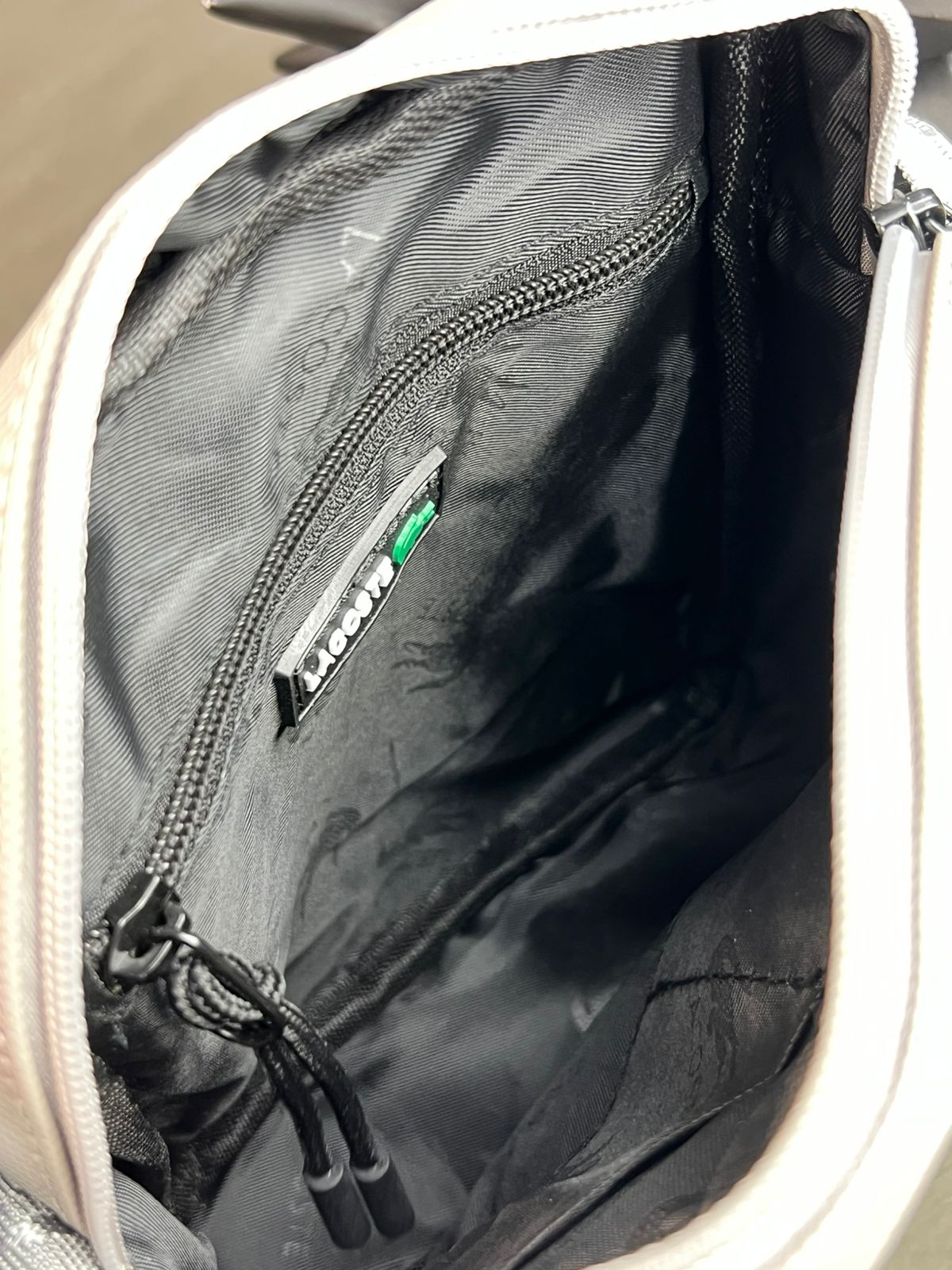 MARICONERA LACOSTE GRIS