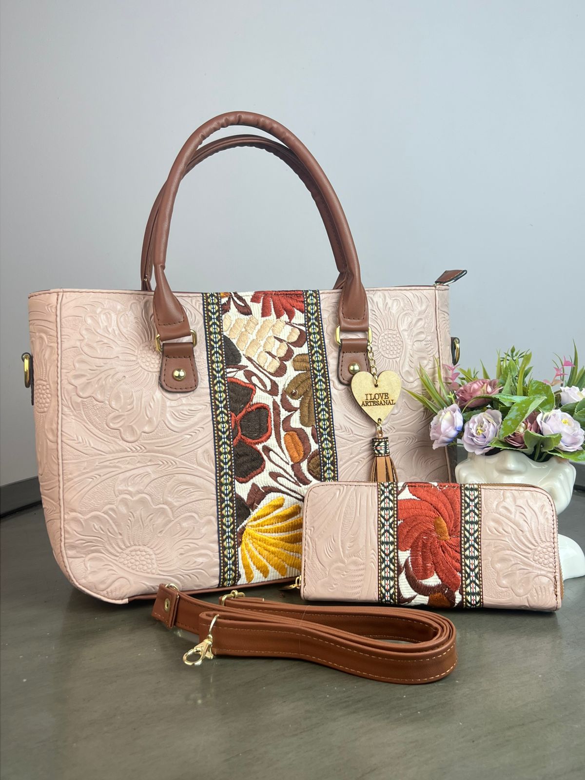 DUO FRANJA BORDADO Y PIEL GRASO CON CARTERA PALO DE ROSA/OTOÑO F BLANCO