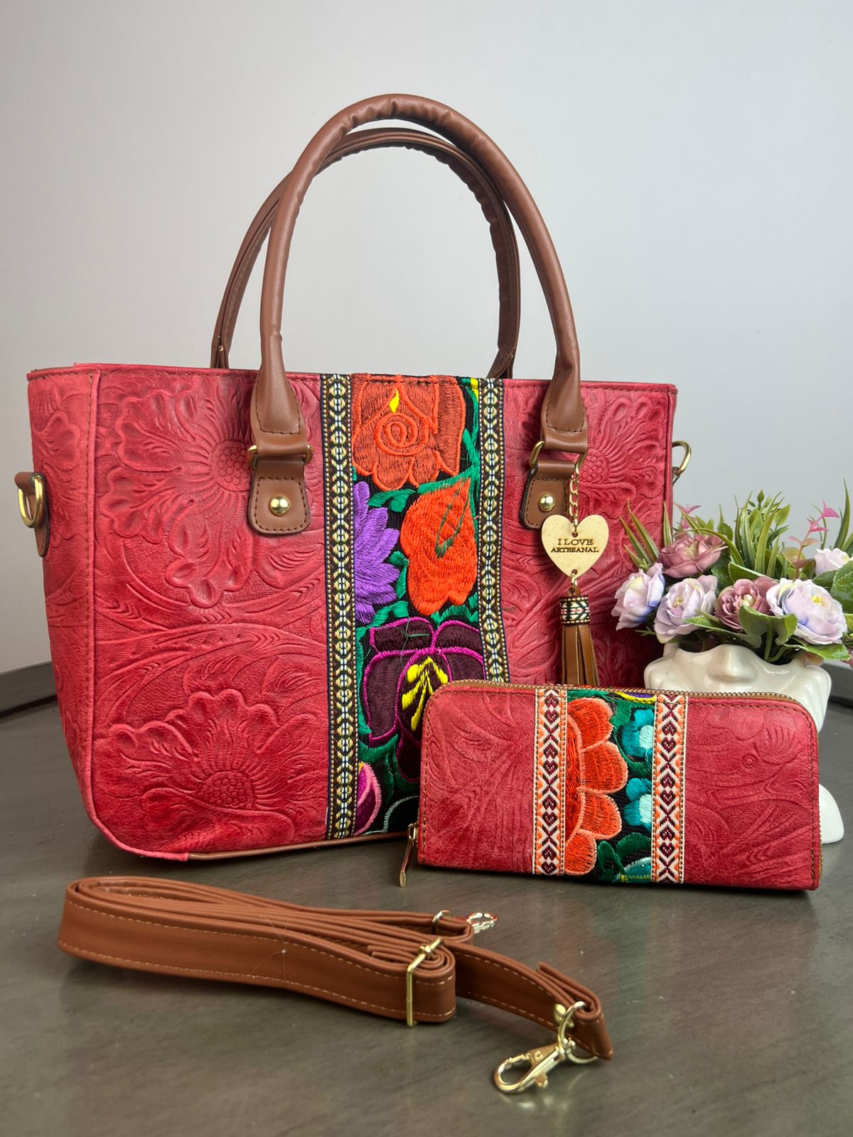 DUO FRANJA BORDADO Y PIEL GRASO CON CARTERA ROJO/COLORES F NEGRO