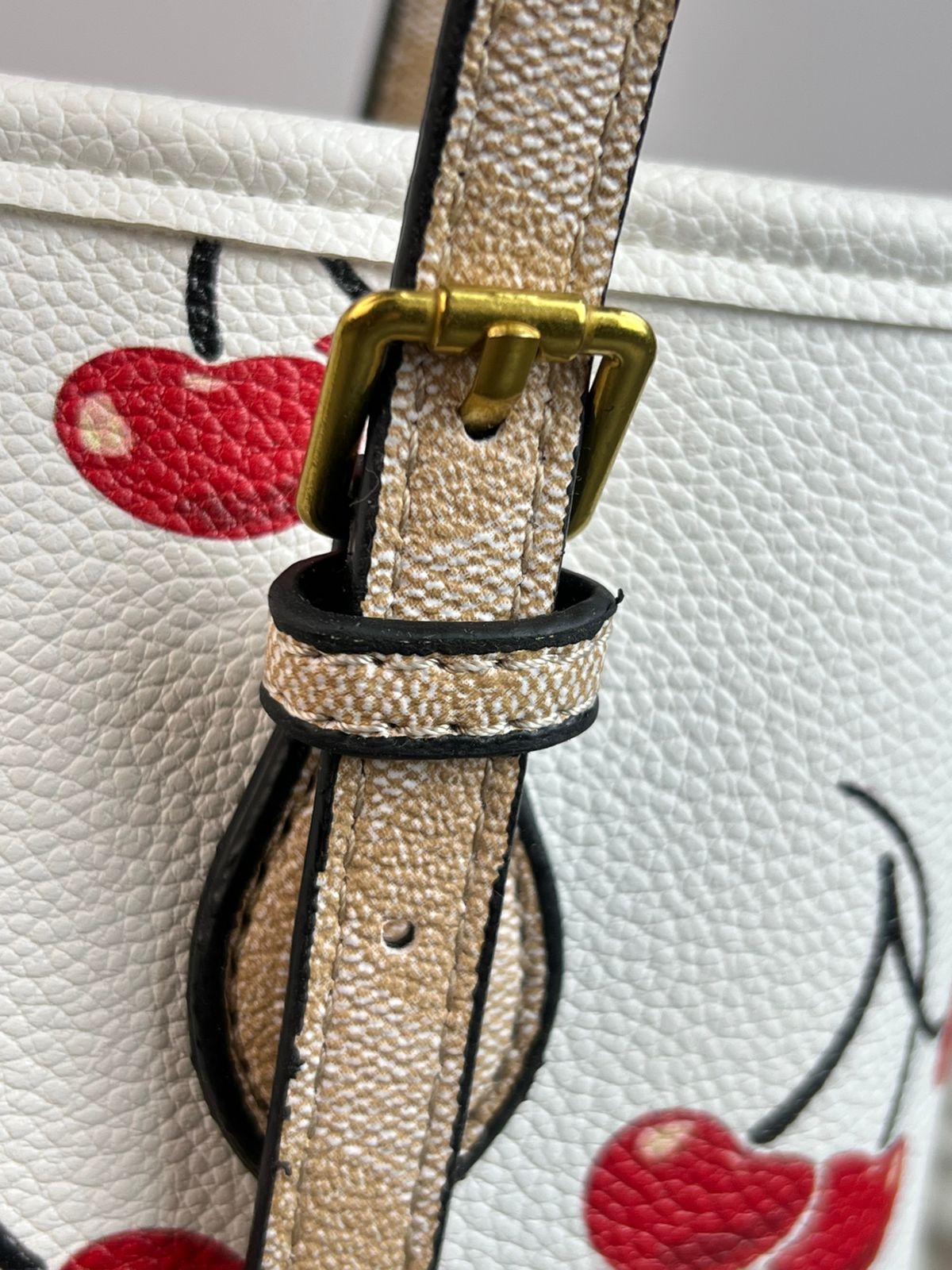 CROSSBODY COACH ESTILO CUBETA NEGRO