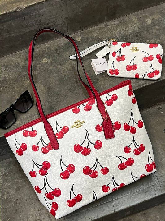 BOLSA COACH GRANDE CEREZAS/BLANCO