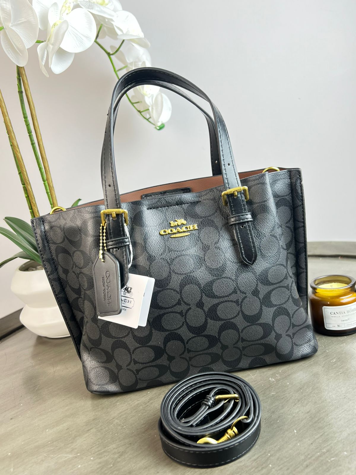 ESTILO AL CORTE COACH /NEGRA ESTAMPADO