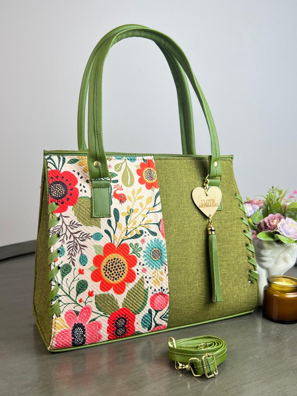 YUTE MODELO TEJIDA NATURAL/VERDE OLIVO