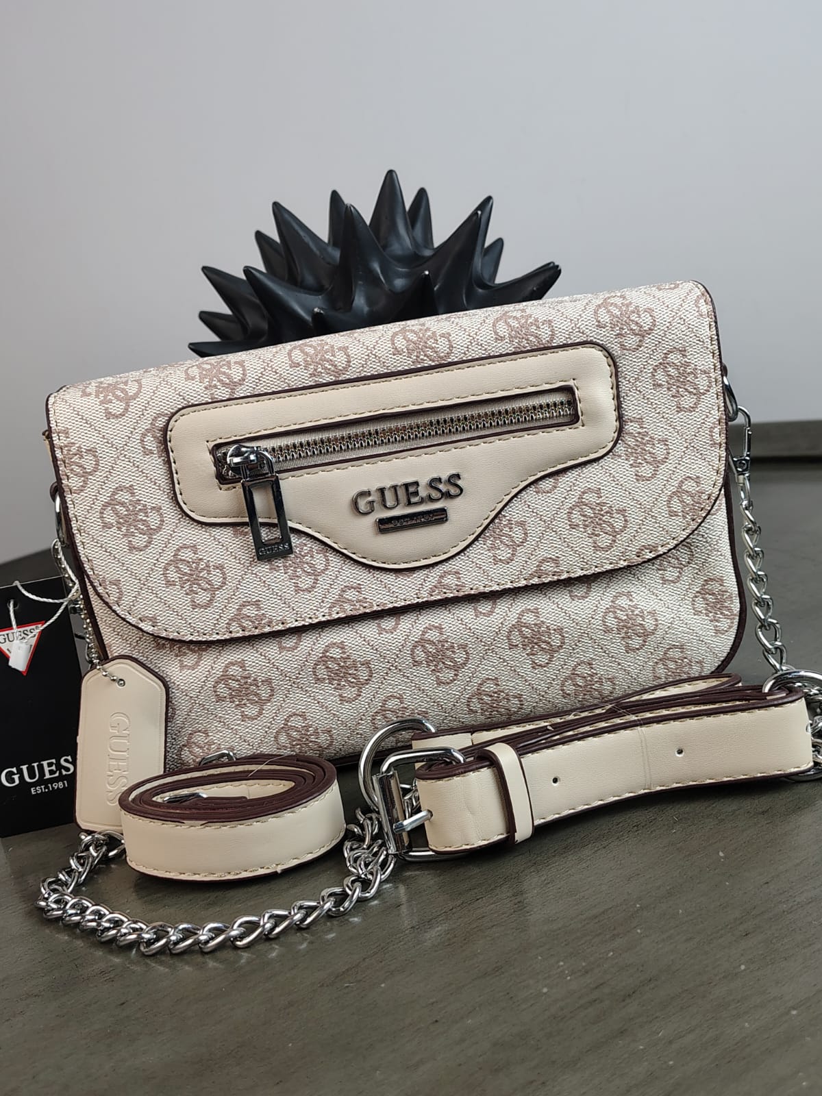 CROSSBODY GUESS CIERRE BEIGE ESTAMPADO
