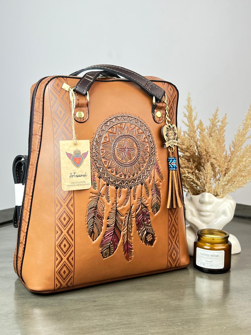 DB MOCHILA CAPRI ATRAPASUEÑOS CAMEL