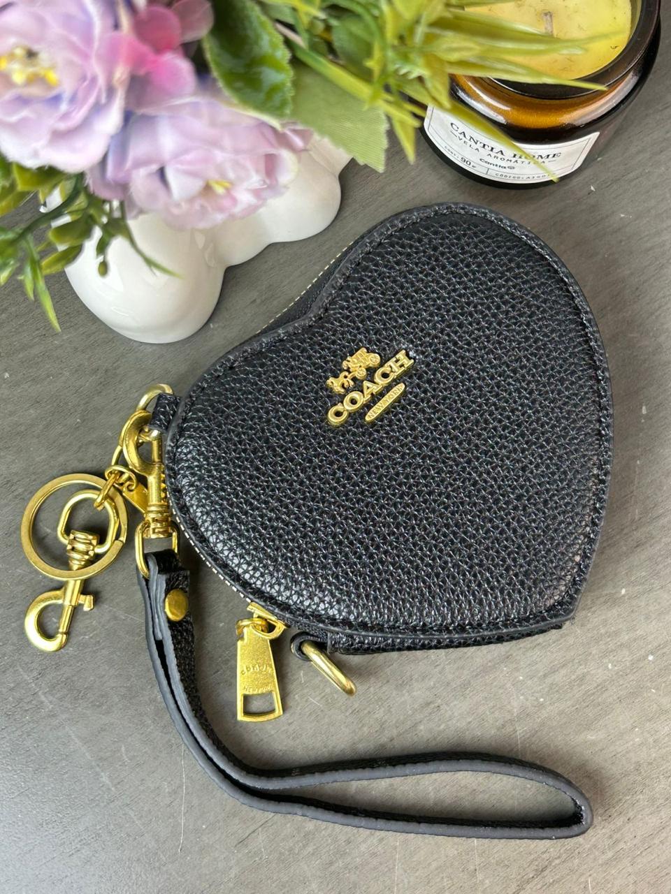 MONEDERO CORAZON COACH NEGRO LISO