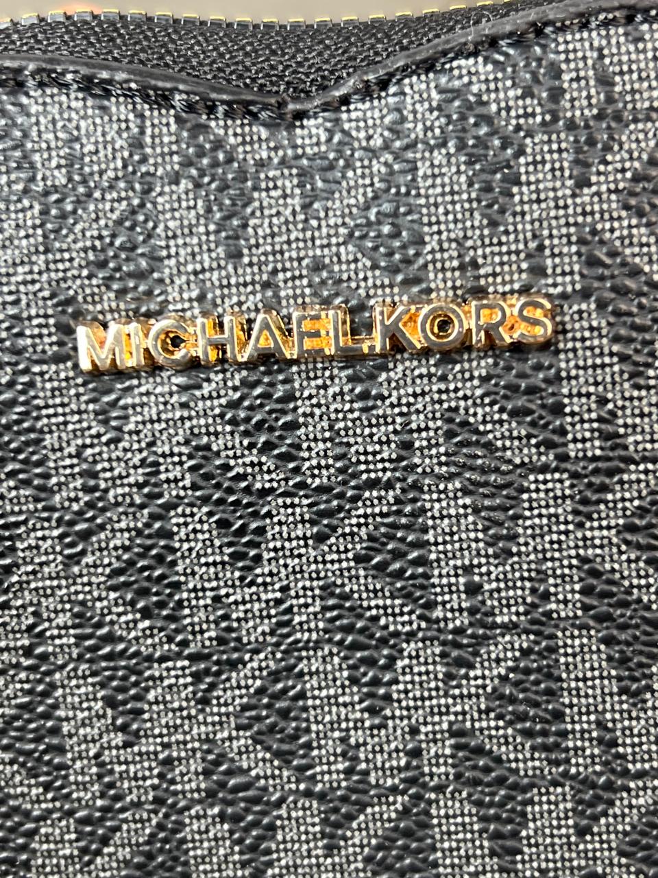 MONEDERO CORAZON MICHAEL KORS NEGRO ESTAMPADO