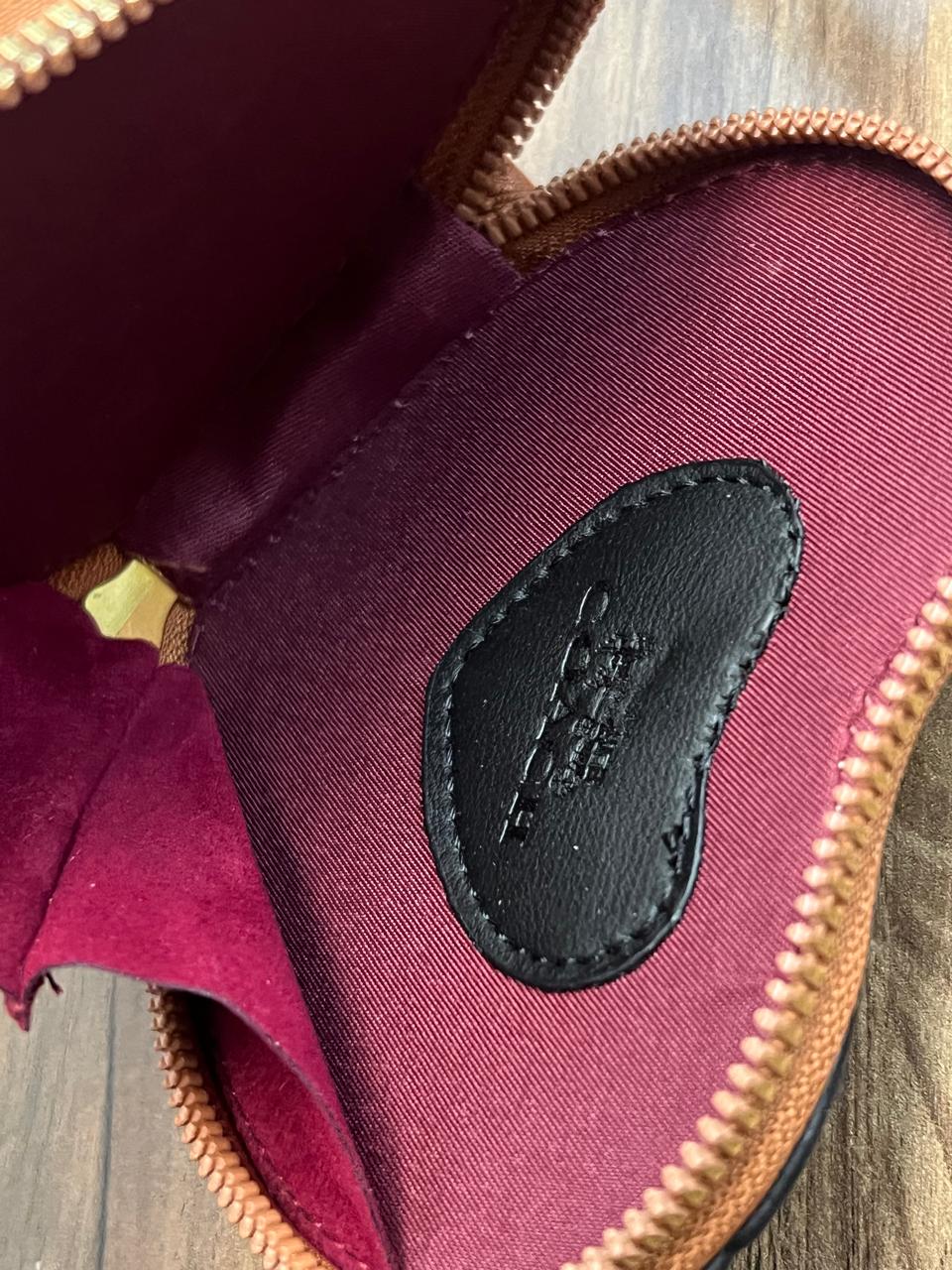MONEDERO CORAZON COACH KHAKI ESTAMPADO