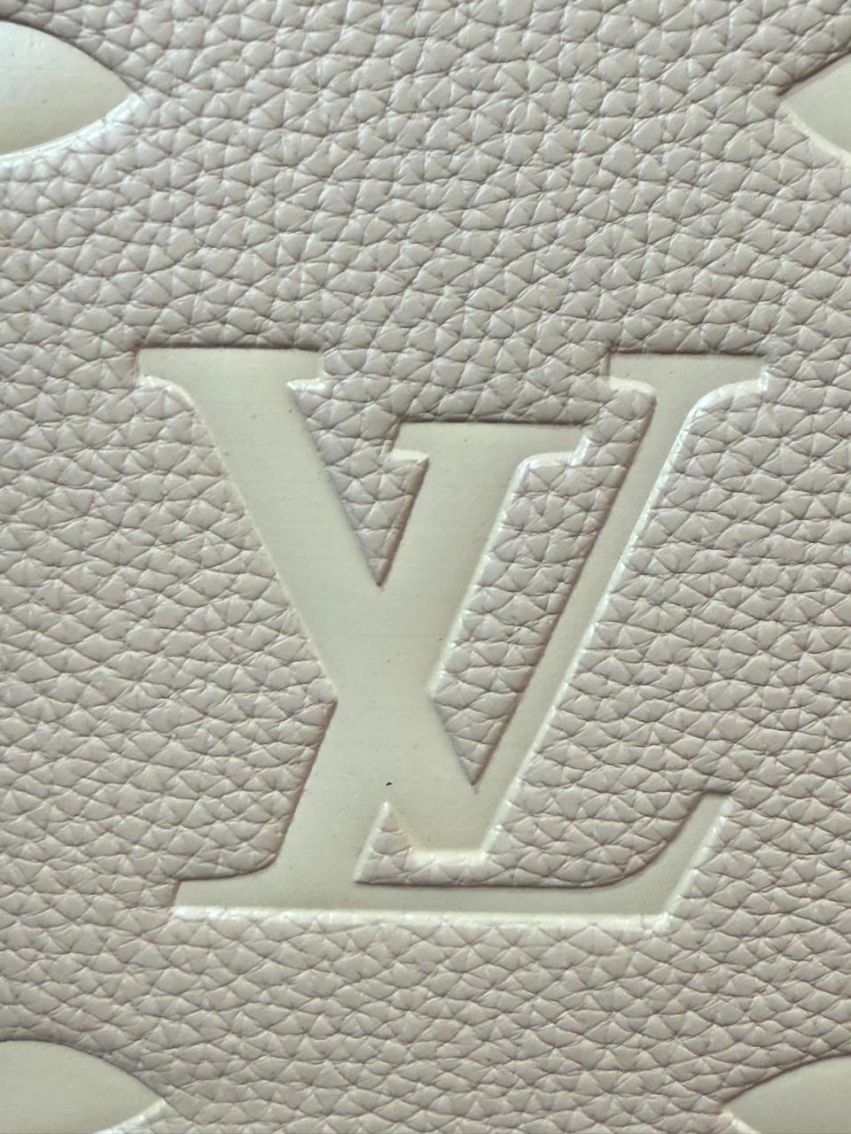 CROSSBODY CON MONEDERO LOUIS VUITTON AVELLANA