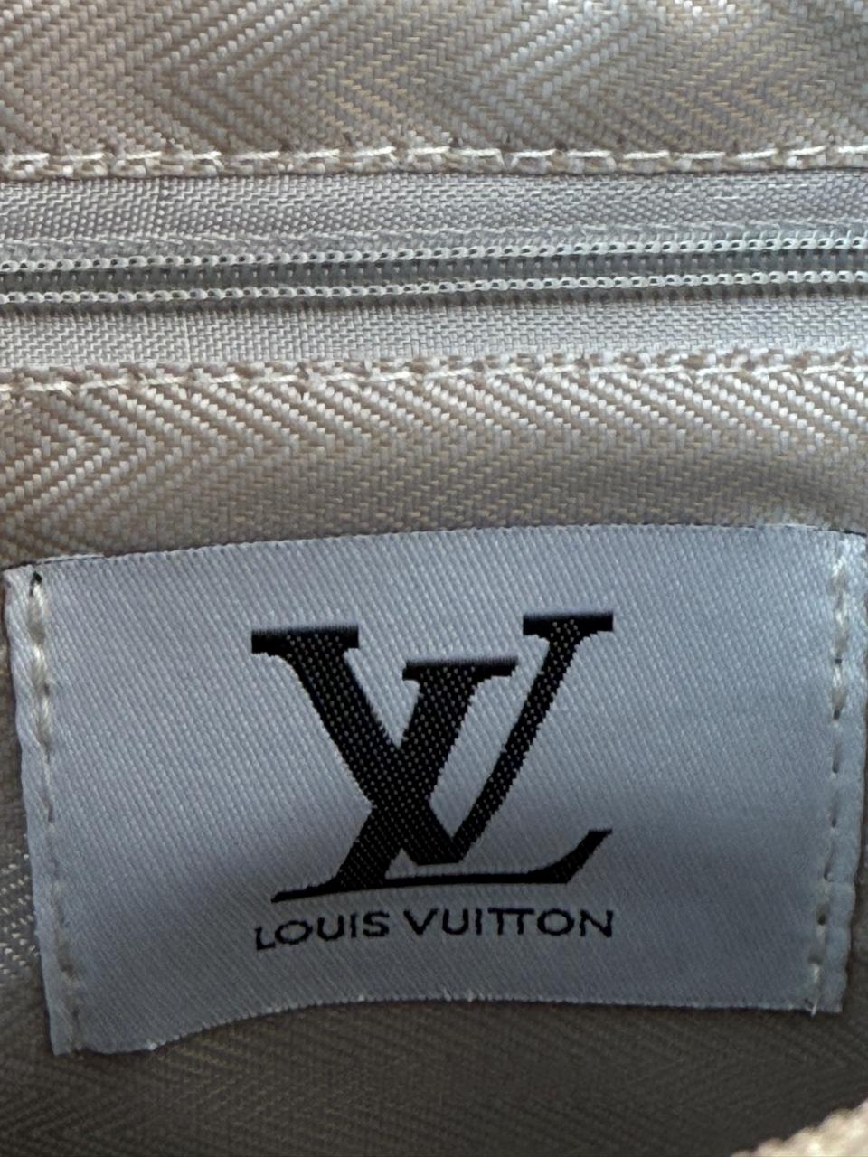 CROSSBODY CON MONEDERO LOUIS VUITTON LATTE