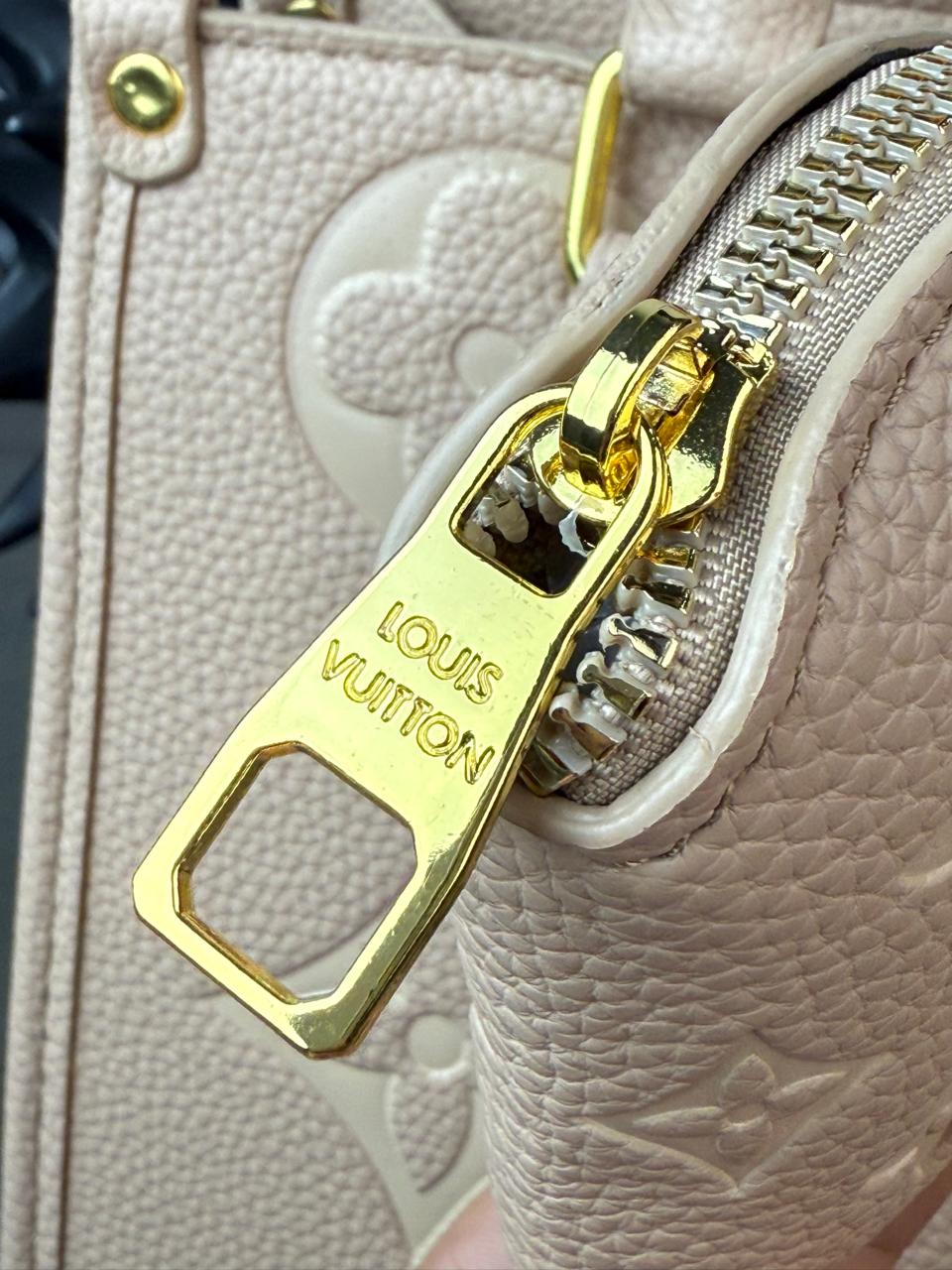 CROSSBODY CON MONEDERO LOUIS VUITTON LATTE