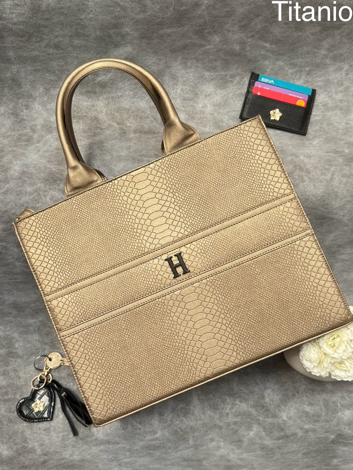 TOTE CLASICA GDE TITANIUM