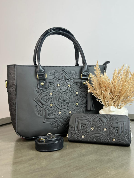 DUO MANDALA PIEL GRASO CON CARTERA NEGRO MATE
