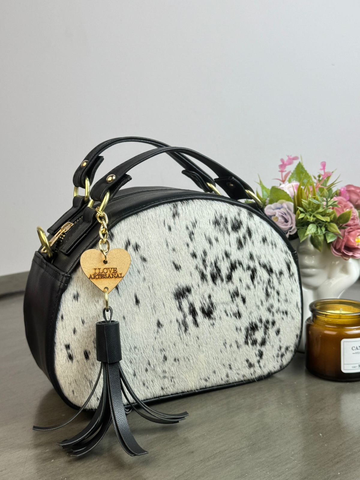 BOLSO MEDIO CIRCULO NEGRO PELO VARIABLE