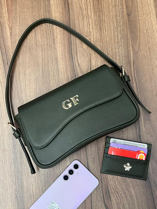 AGATHA VERDE MILITAR