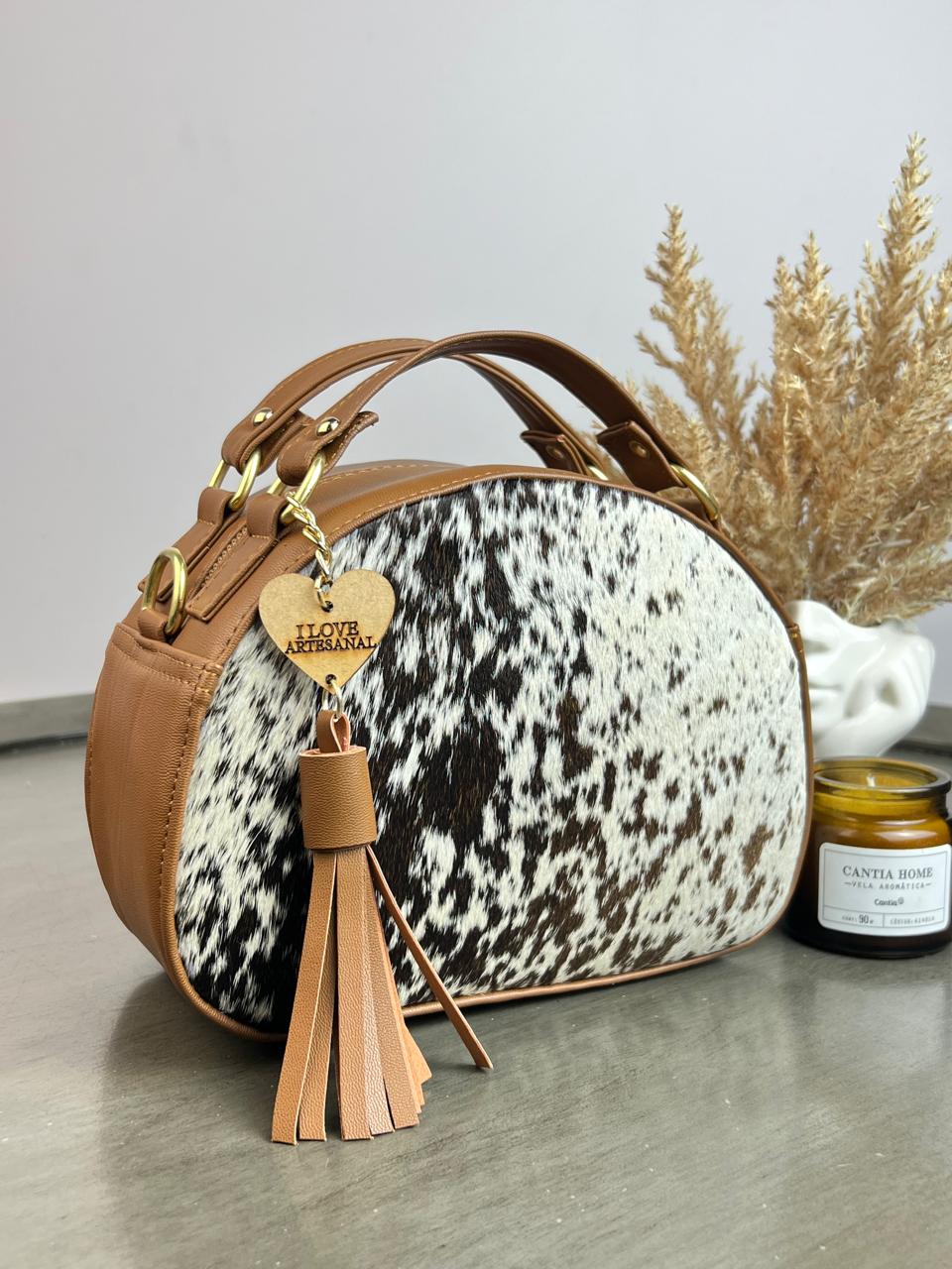 BOLSO MEDIO CIRCULO CAMEL PELO VARIABLE