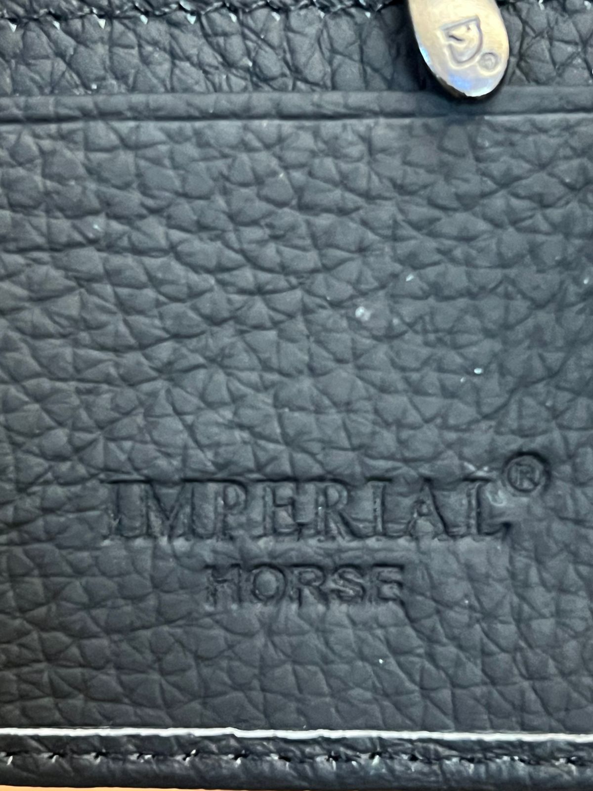 CARTERA HORSE BROCHE PIEL NEGRO/FERRERO
