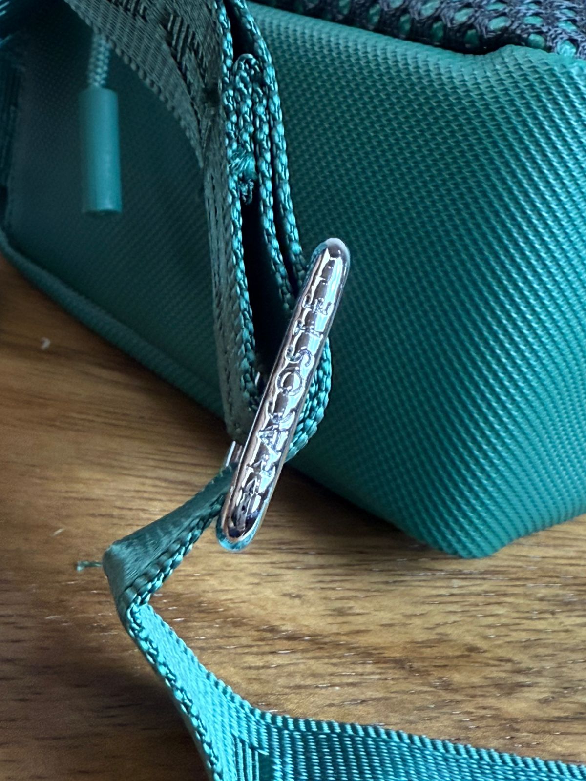 BANDOLERA LACOSTE KHAKI