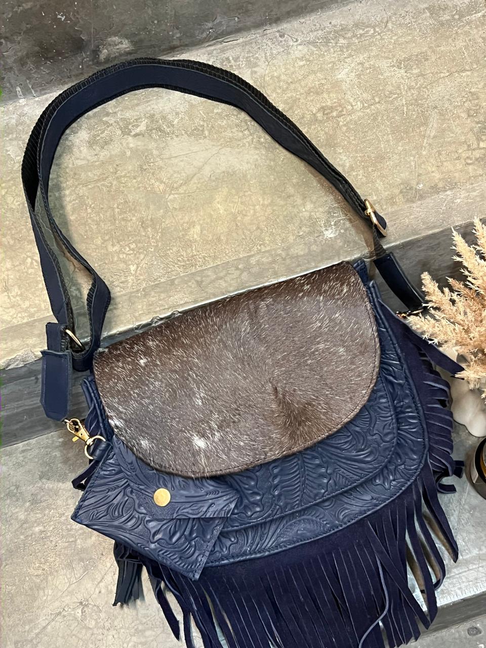 CROSSBODY MABEL PELO VARIABLE AZUL MARINO9