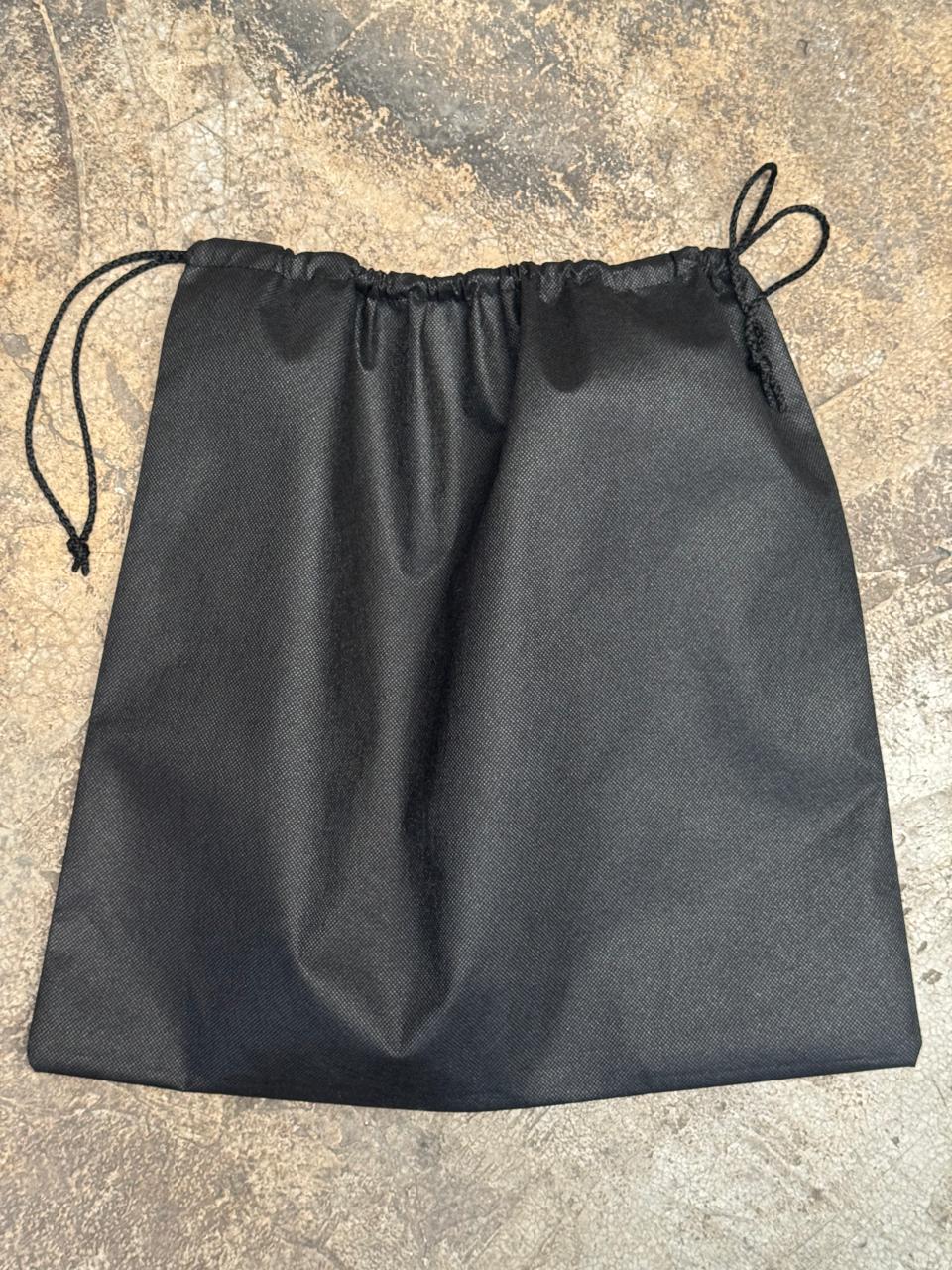 CUBREPOLVO TALLA MEDIANA NEGRO