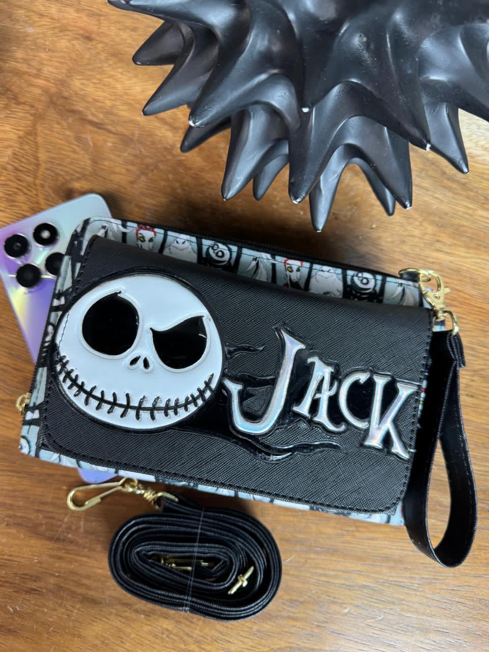 PORTACELULAR PERSONAJES JACK NEGRO/BLANCO
