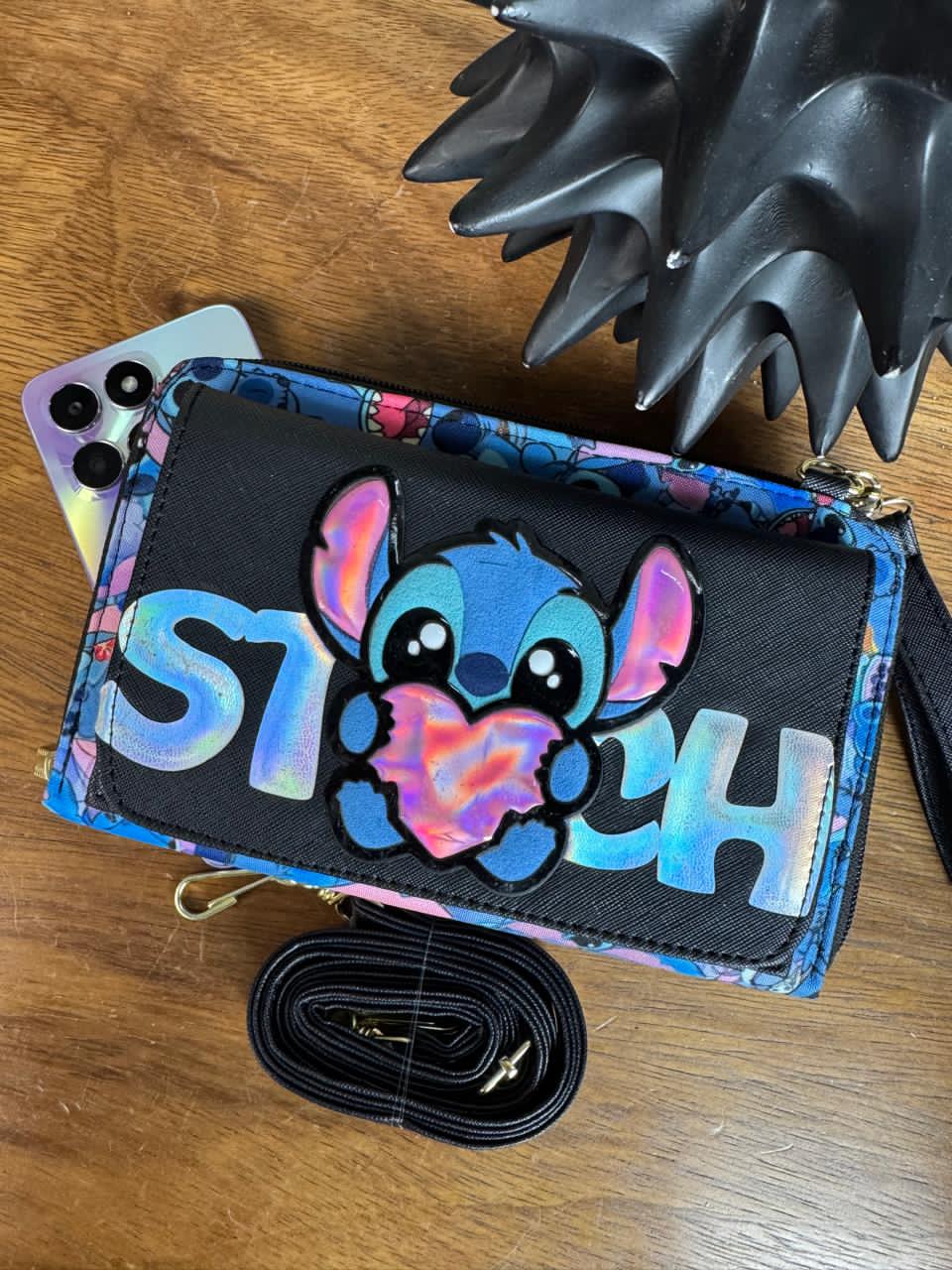 PORTACELULAR PERSONAJES STITCH CORAZON NEGRO/COBALTO