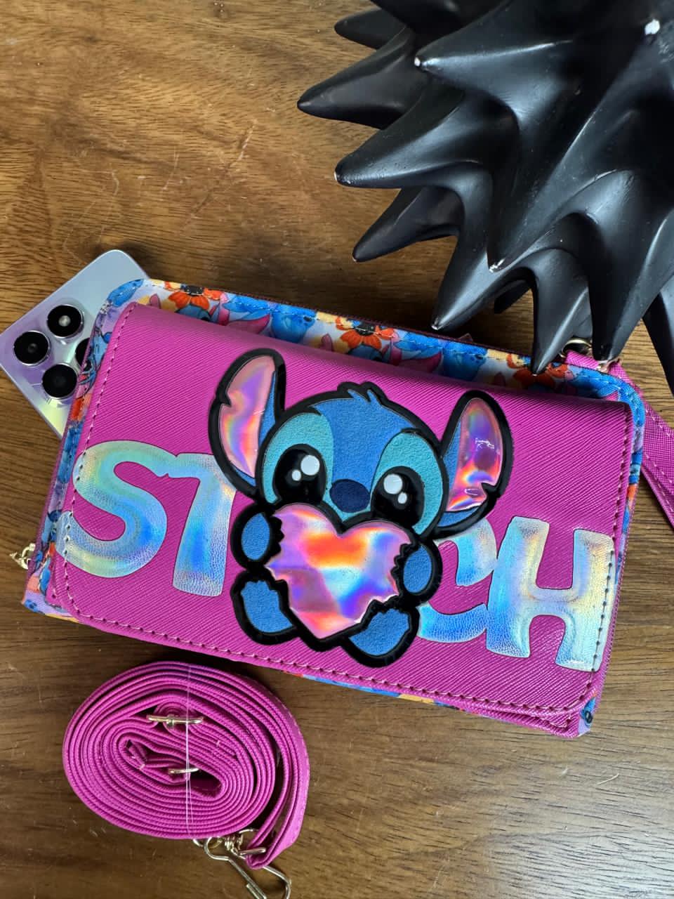 PORTACELULAR PERSONAJES STITCH CORAZON FIUSHA/COBALTO