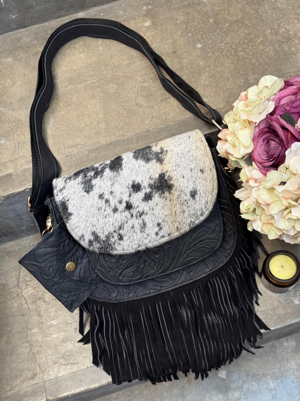 CROSSBODY MABEL PELO VARIABLE NEGRO MATE