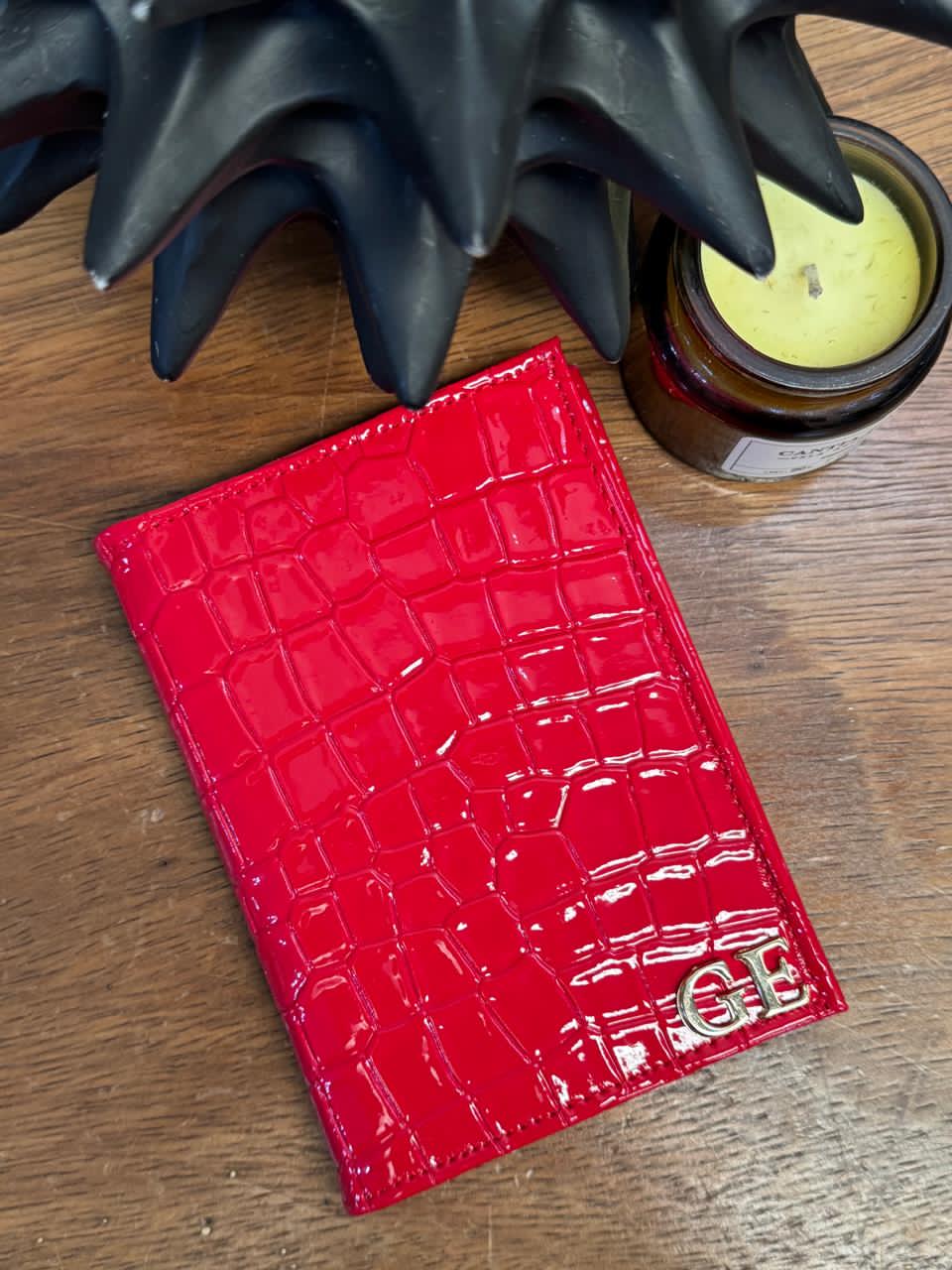 PORTAPASAPORTE IND. ROJO DRILO