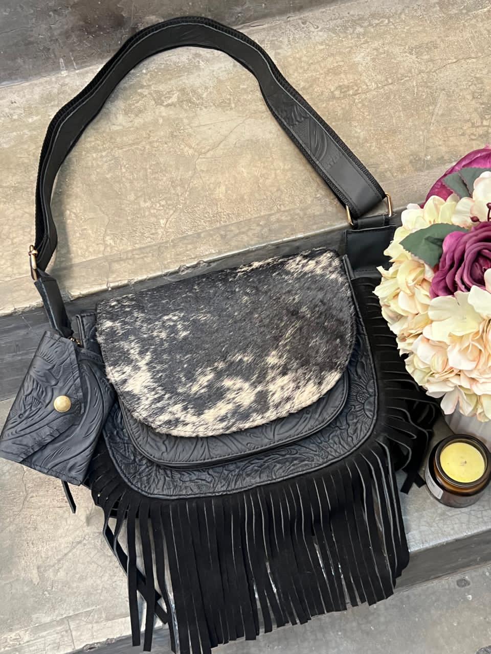 CROSSBODY MABEL PELO VARIABLE NEGRO MATE