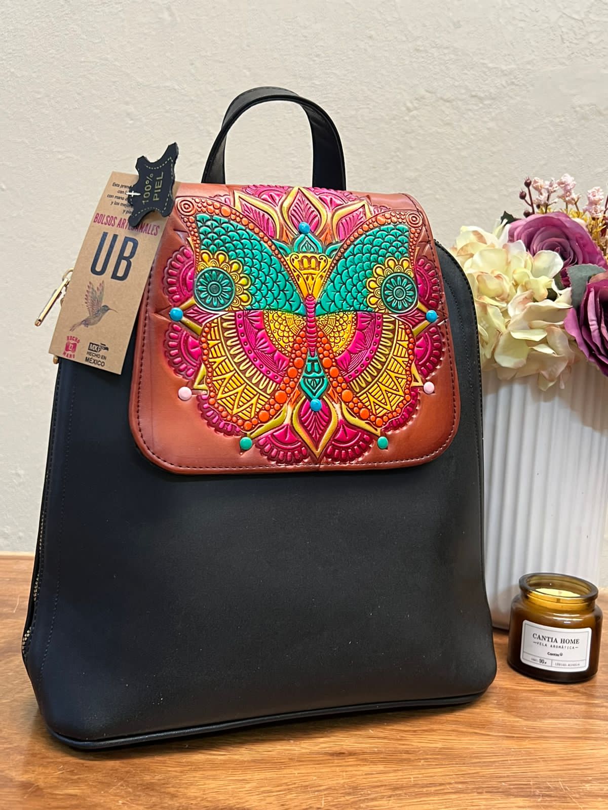 UB MOD ARTESANAL MOCHILA ANDY TAPA MARIPOSA NEGRO