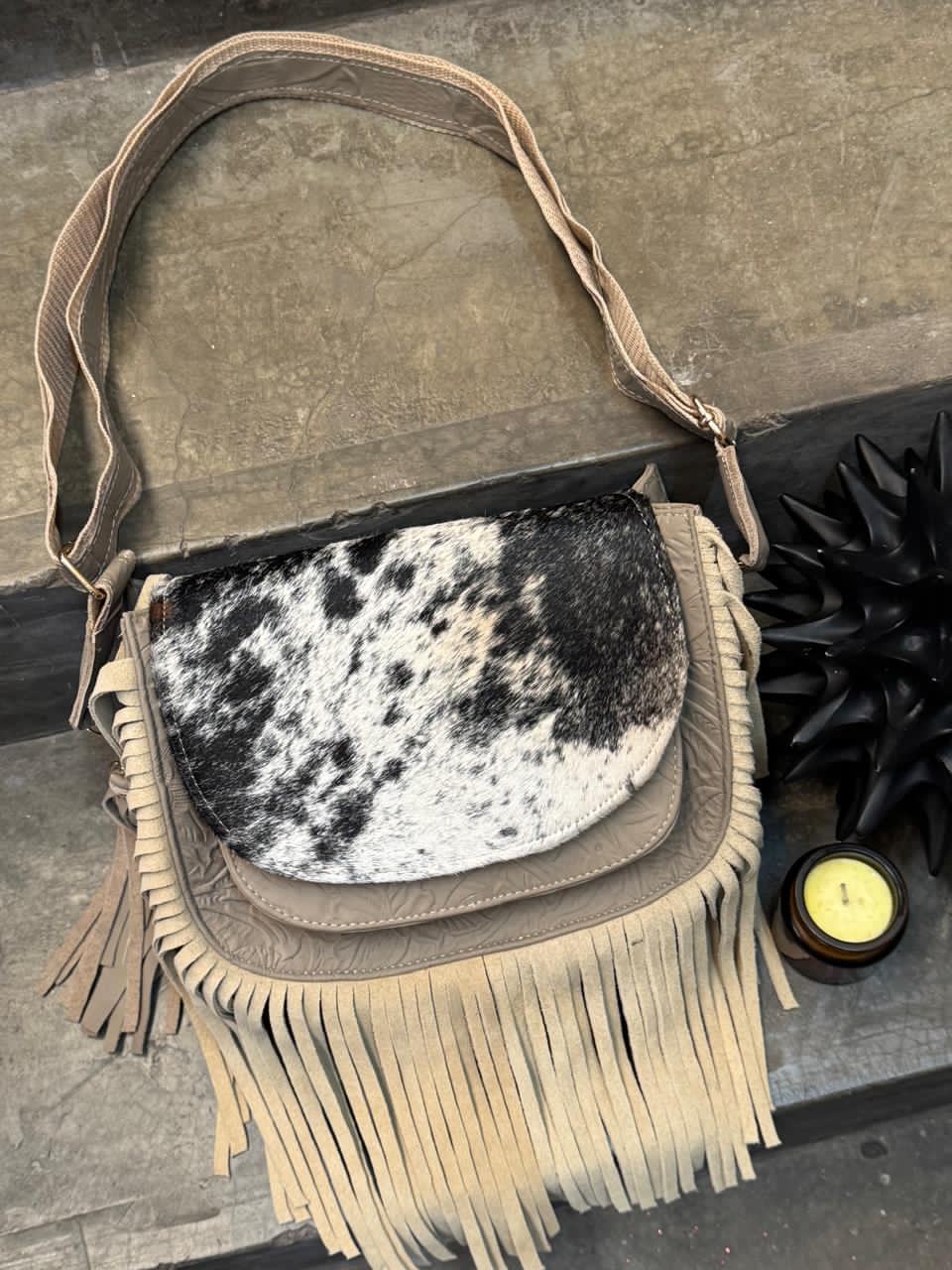CROSSBODY MABEL PELO VARIABLE VAINILLA