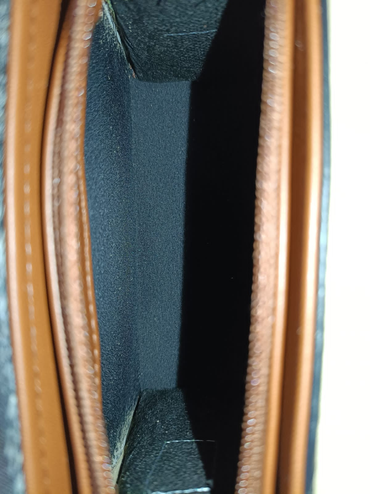 CROSSBODY FABIOLA PELO Y BARBAS VARIABLE PIEL FERRERO/CHOCOLATE