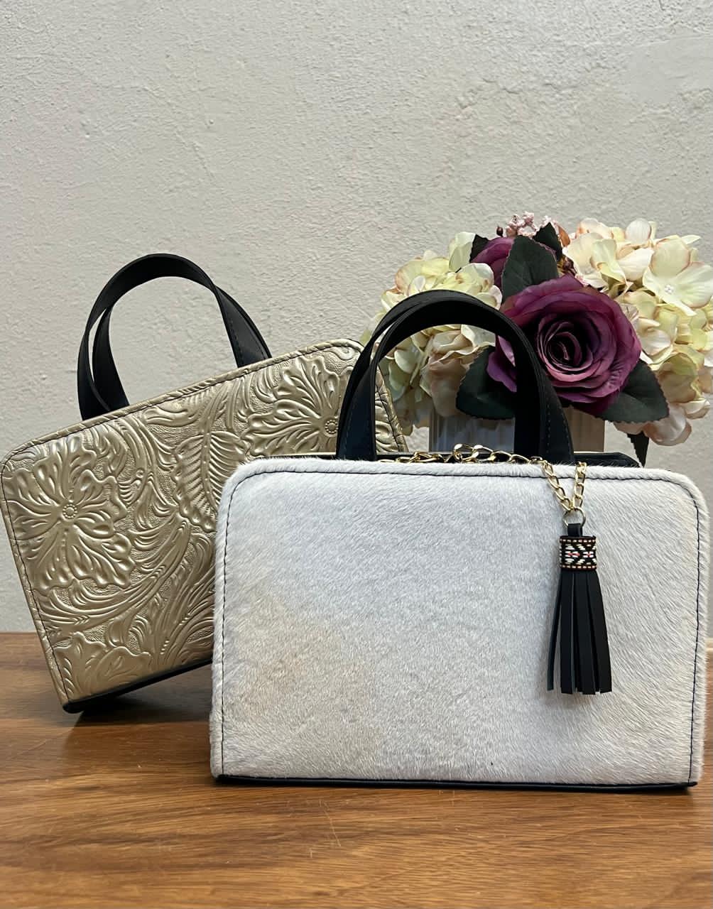 CROSSBODY DOBLE CARA PELO VARIABLE-PIEL DORADO