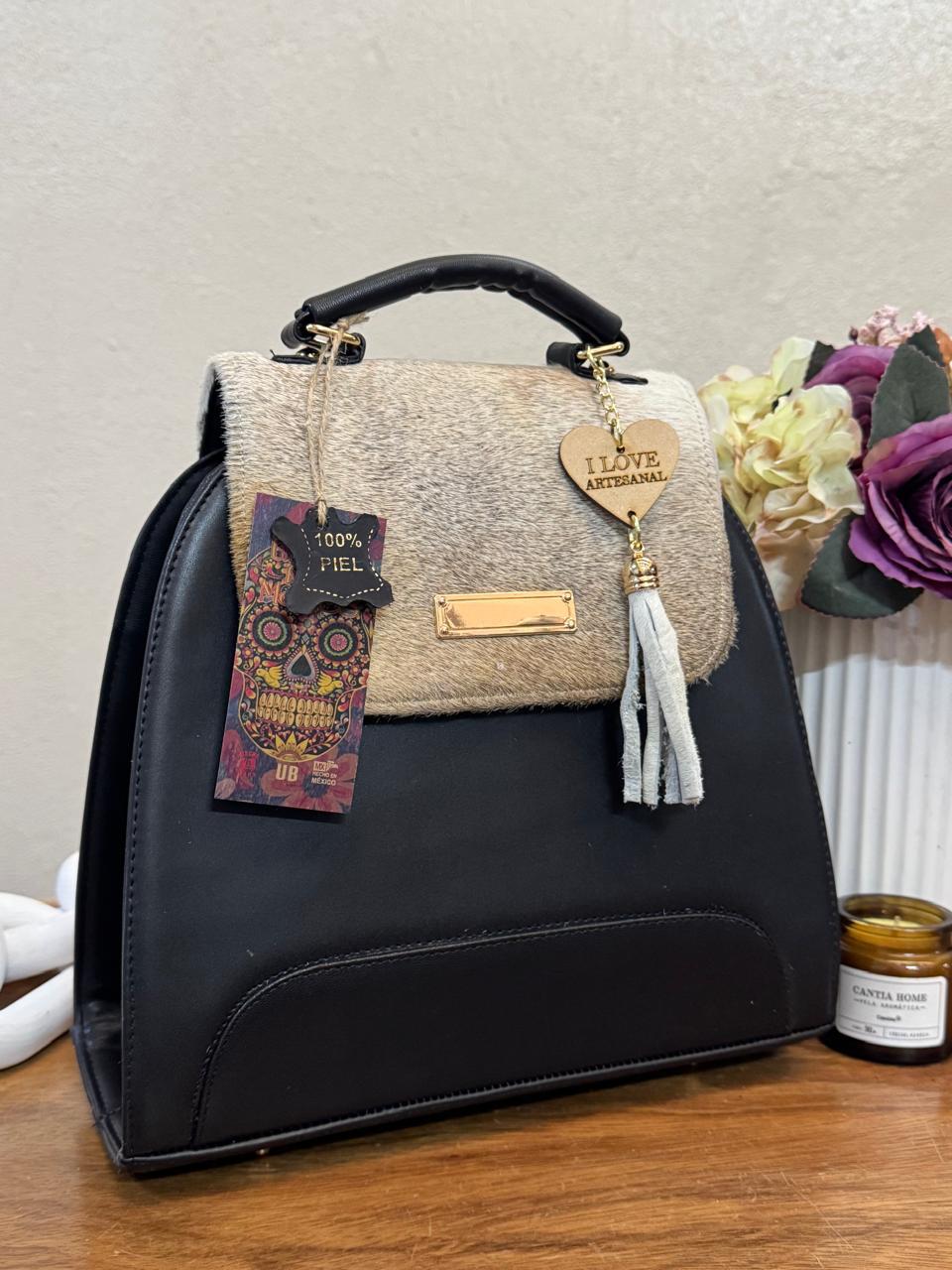 UB MOCHILA ARTESANAL MUSA PELO VARIOS NEGRO