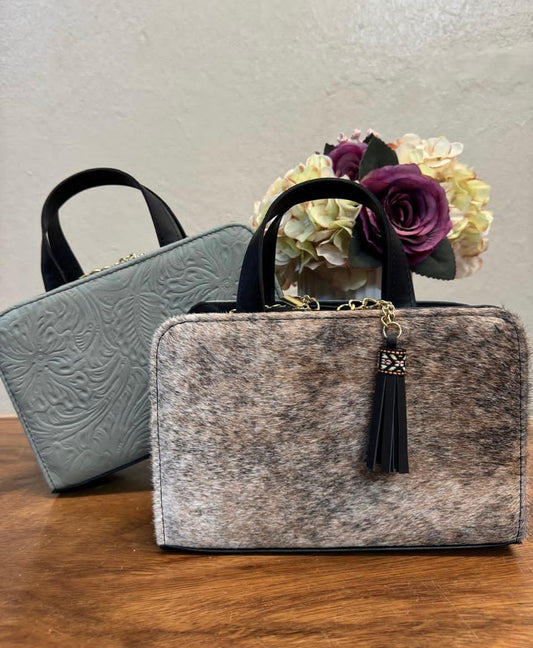 CROSSBODY DOBLE CARA PELO VARIABLE-PIEL FLORES OXFORD