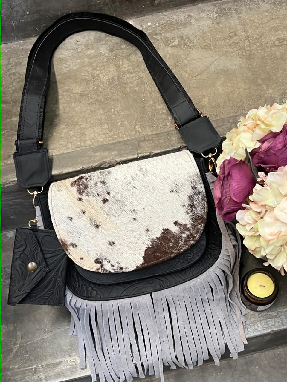 CROSSBODY MABEL PELO VARIABLE NEGRO-GRIS