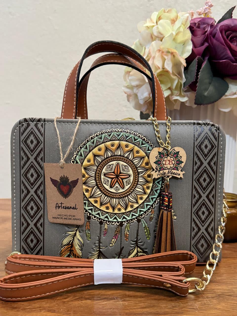 DB CROSSBODY ATRAPASUEÑO GRIS