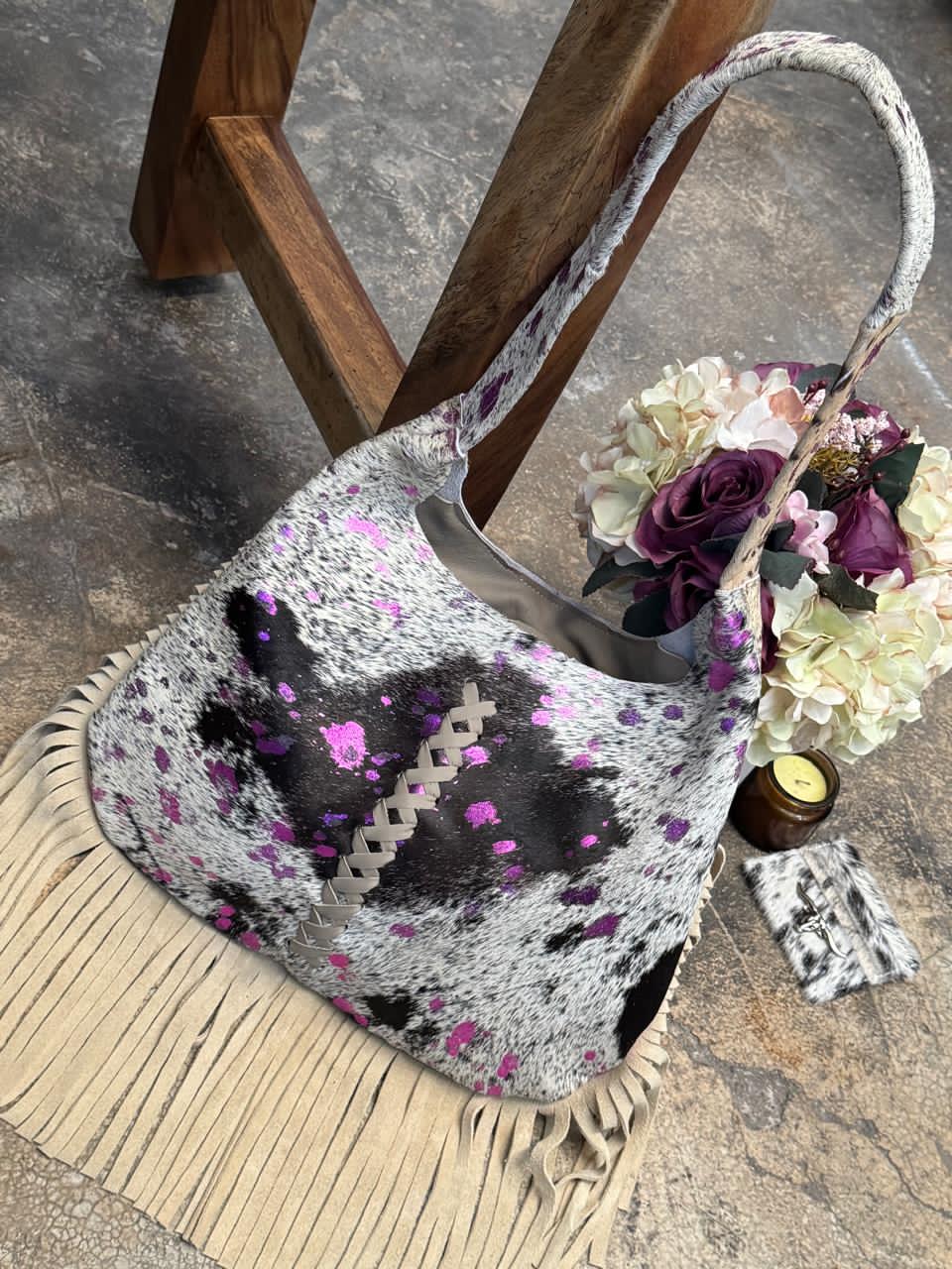 BOLSA ALYSSA PINTADA/TEJIDA FIUSHA METALICO BARBAS ARENA