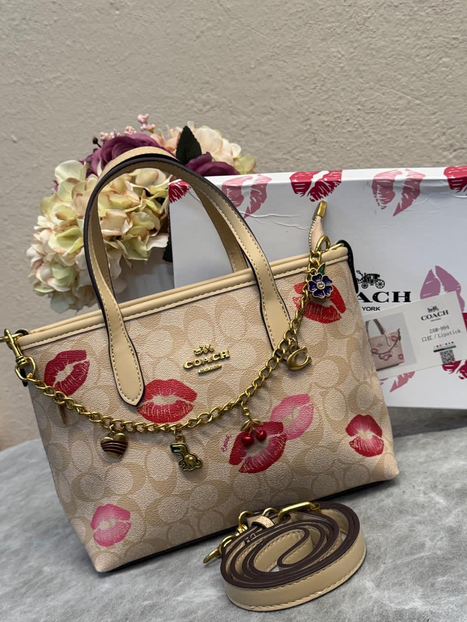 BOLSO COACH DIJES BEIGE BESOS