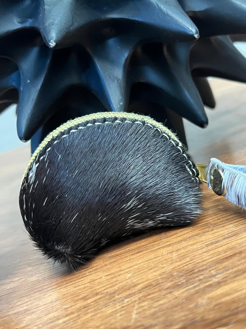 MINI MONEDERO PELO 1 CARA ESPALDA PIEL