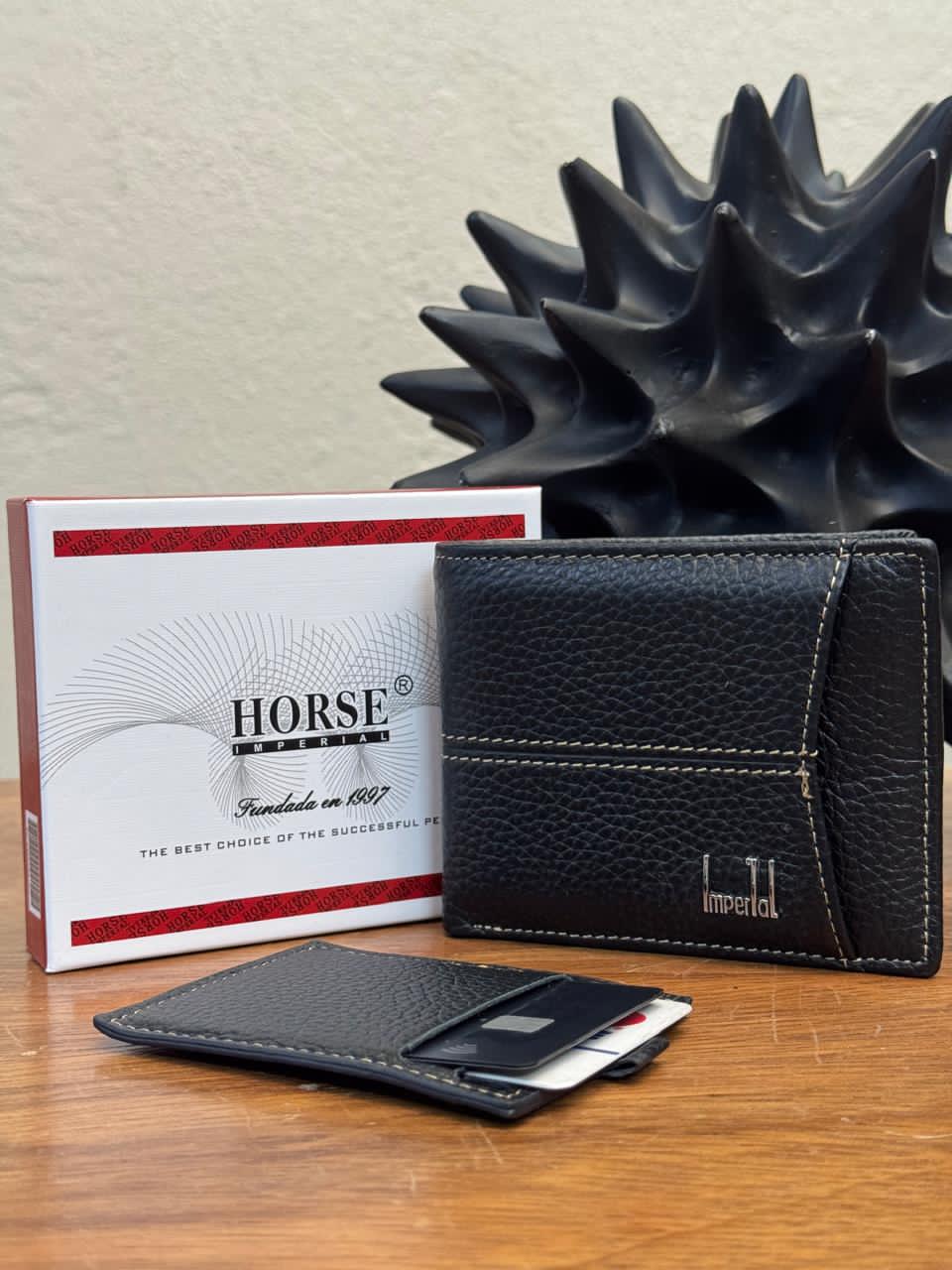 CARTERA HORSE PIEL COLOR NEGRO CON TARJETERO DESMONTABLE