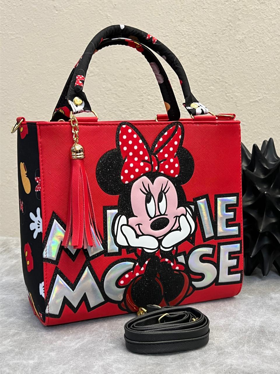 BOLSO CUADRADO PERSONAJES MINNIE ROJO LETRAS PLATA