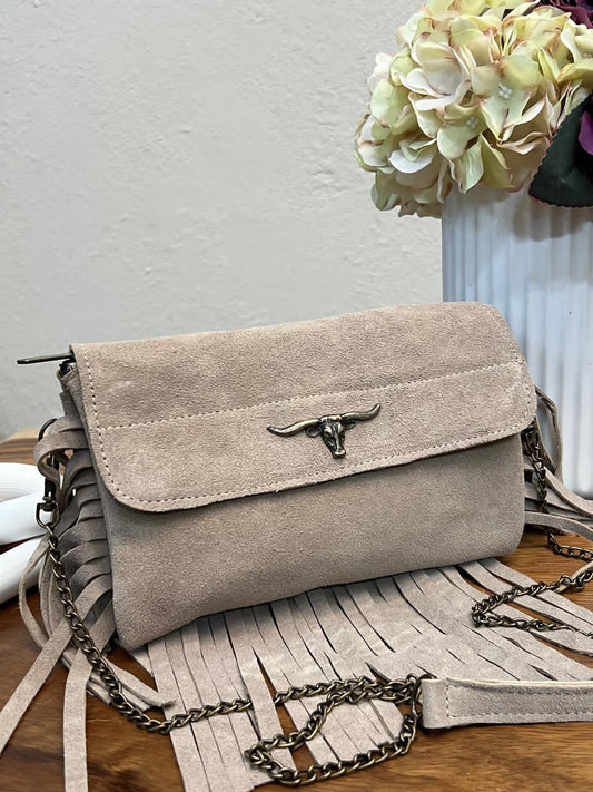 CARTERON TORO BOHO MAQUILLAJE