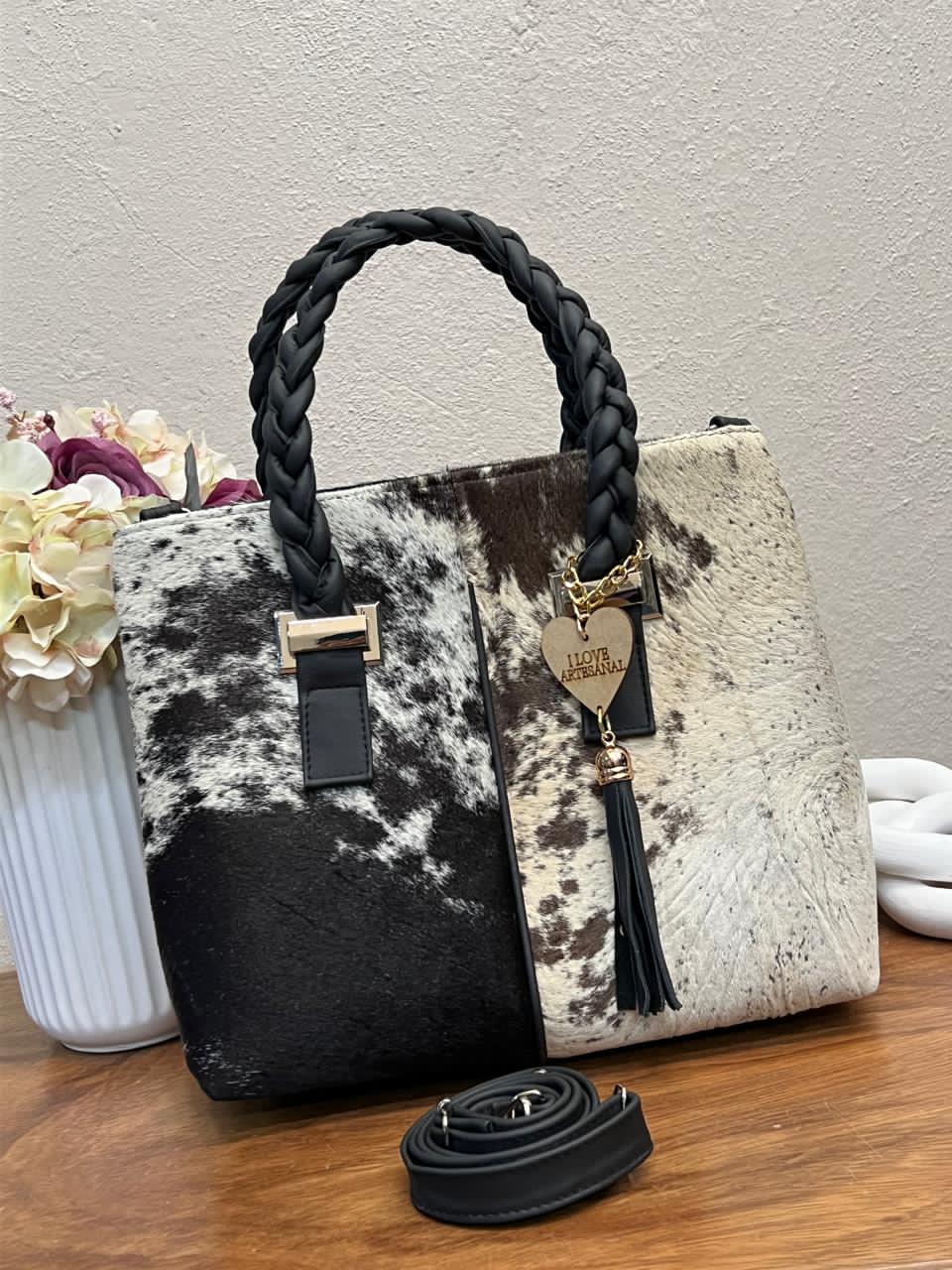 BOLSA ELIZABETH PELO VARIABLE ASAS NEGRO