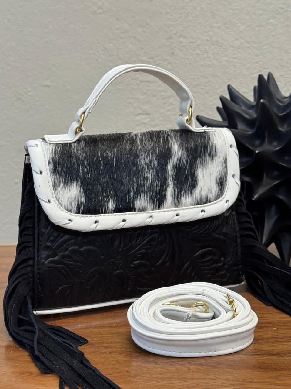 CROSSBODY FABIOLA PELO Y BARBAS VARIABLE PIEL NEGRO