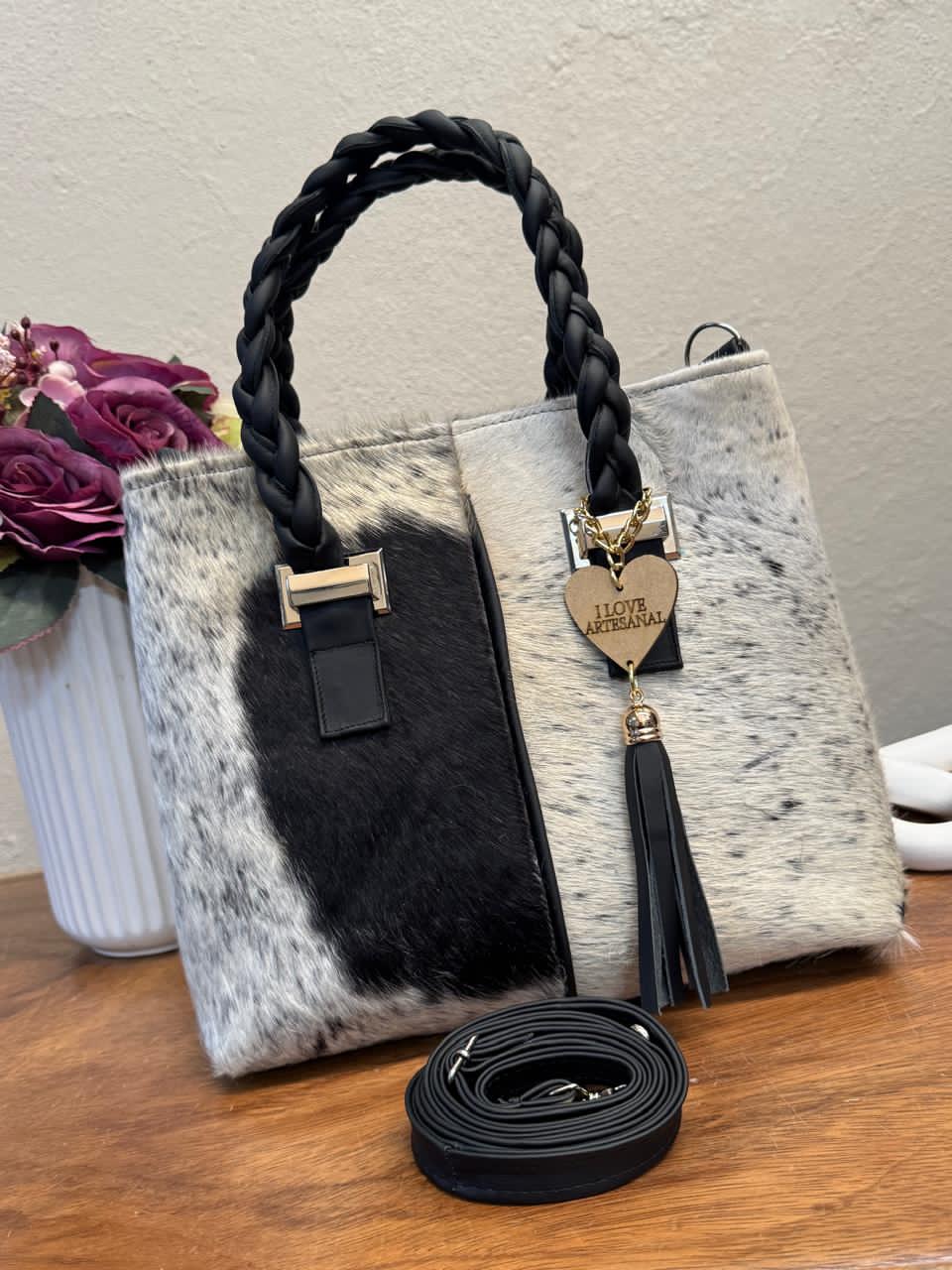 BOLSA ELIZABETH PELO VARIABLE ASAS NEGRO